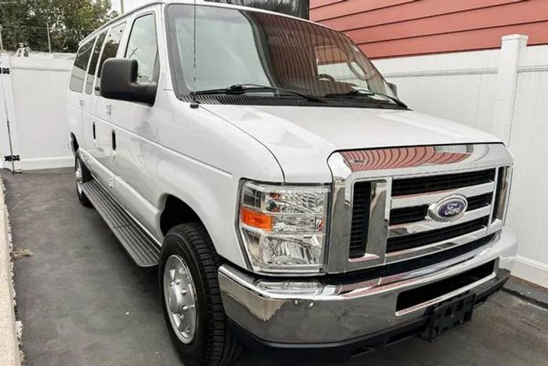 2014 Ford E 350 — a typically priced live listing