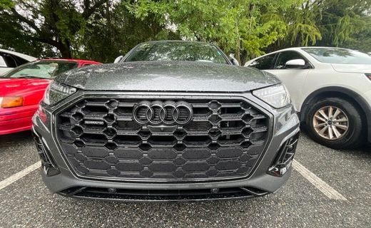 2024 Audi Q5 E S Line Quattro