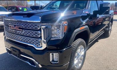 2022 GMC Sierra HD Denali