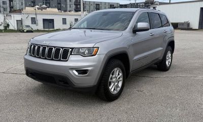 2019 Jeep Grand Cherokee Laredo