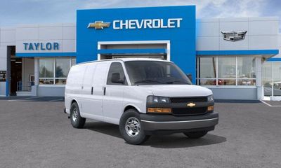 2025 Chevrolet Express 3500