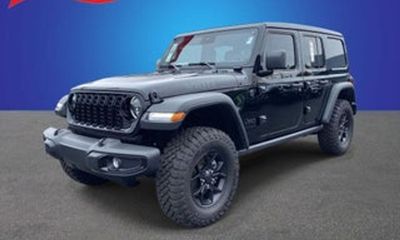 2025 Jeep Wrangler Sahara 4XE