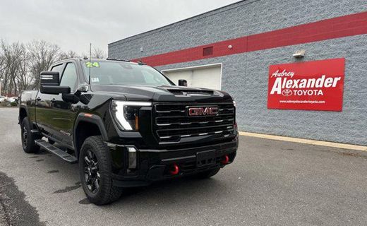 2024 GMC Sierra HD AT4