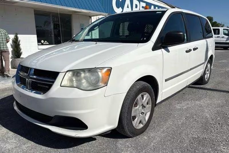 2011 Dodge Grand Caravan — a typically priced live listing