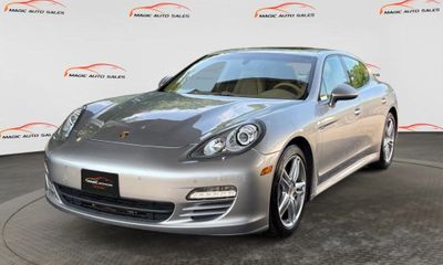 2012 Porsche Panamera