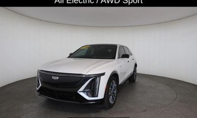 2024 Cadillac Lyriq Sport 1