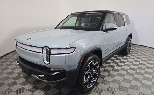 2024 Rivian R1S Adventure