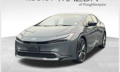 2023 Toyota Prius XLE