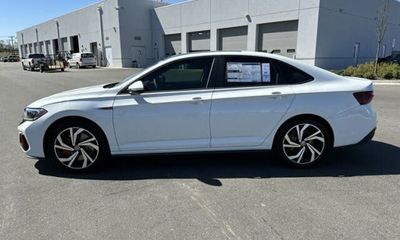 2024 Volkswagen Jetta GLI Autobahn