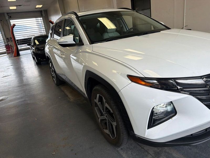 2022 Hyundai Tucson — a typically priced live listing