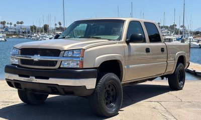 2004 Chevrolet Silverado LS