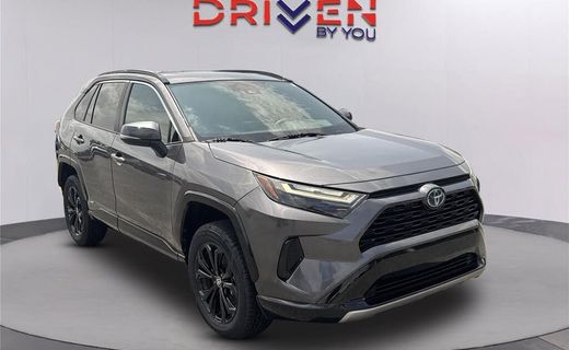 2022 Toyota RAV4 SE
