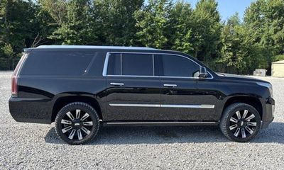 2016 Cadillac Escalade ESV Platinum