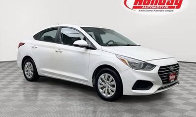 2020 Hyundai Accent SE AND SEL