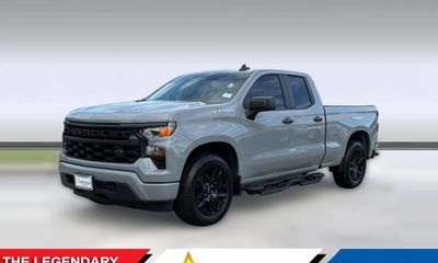 2025 Chevrolet Silverado Custom
