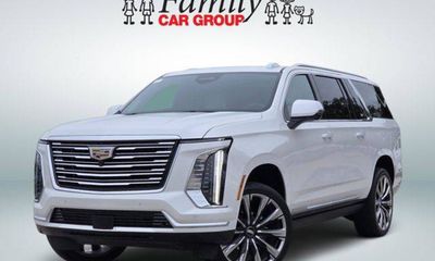 2025 Cadillac Escalade ESV Premium Luxury Platinum