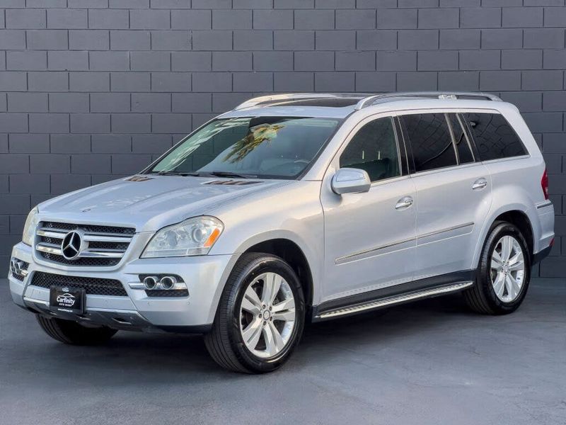 2010 Mercedes-Benz GL-Class — a typically priced live listing