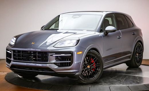 2026 Porsche Cayenne GTS