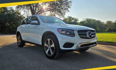 2016 Mercedes-Benz GLC-Class GLC300