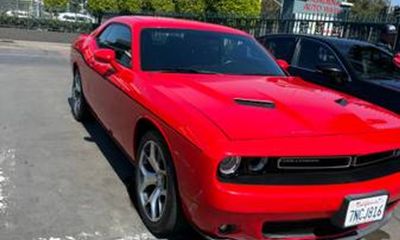 2015 Dodge Challenger SXT Plus