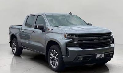 2020 Chevrolet Silverado RST