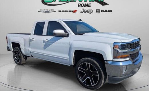 2018 Chevrolet Silverado LT
