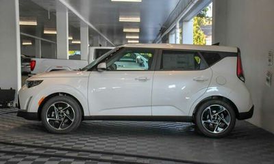 2023 Kia Soul EX