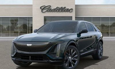 2024 Cadillac Lyriq Sport 3