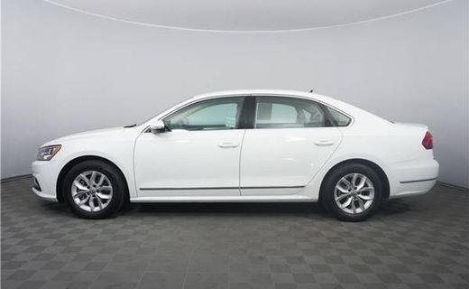 2017 Volkswagen Passat S