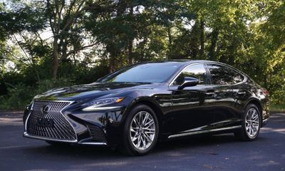 2018 Lexus LS 500