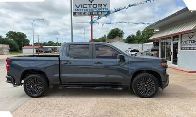 2021 Chevrolet Silverado Custom