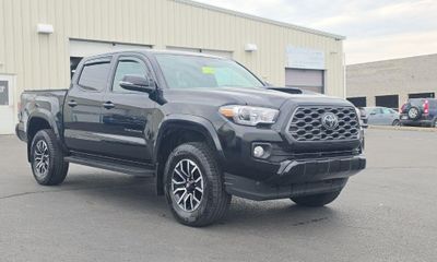 2022 Toyota Tacoma SR5