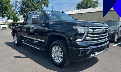 2025 Chevrolet Silverado HD High Country