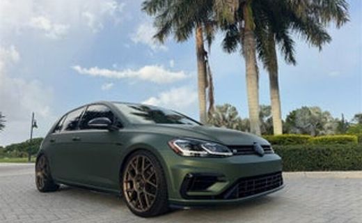 2018 Volkswagen Golf R Base
