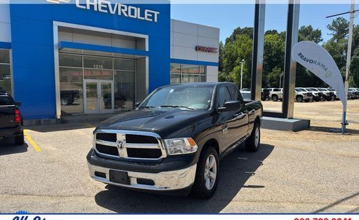 2024 Ram 1500 SLT