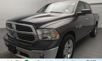 2016 Ram 1500 SLT