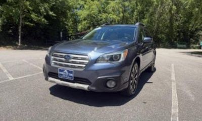 2019 Subaru Outback Base ES