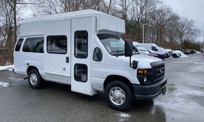 2011 Ford Econoline E 350 Super