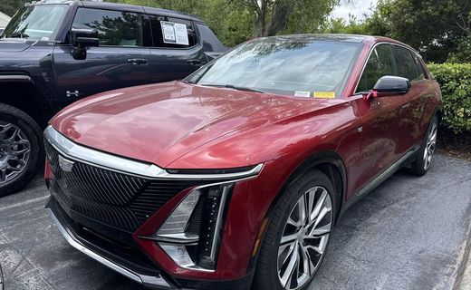2025 Cadillac Lyriq Luxury 3