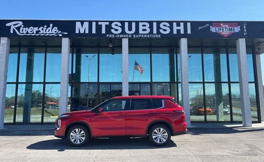 2026 Mitsubishi Outlander ES