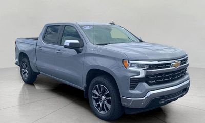 2024 Chevrolet Silverado LT L