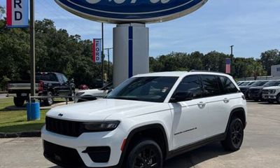 2024 Jeep Grand Cherokee Laredo