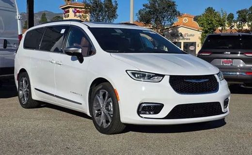 2026 Chrysler Pacifica Pinnacle
