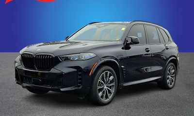 2025 BMW X5 M60i