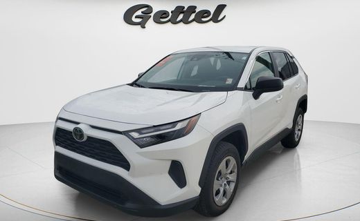 2025 Toyota RAV4 LE