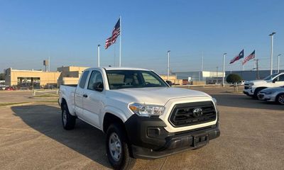 2023 Toyota Tacoma SR5