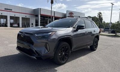 2025 Toyota RAV4 XLE Premium