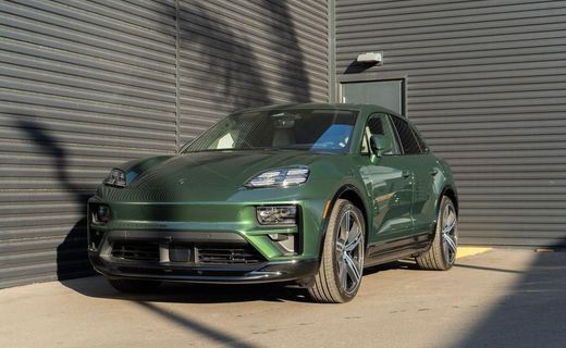 2025 Porsche Macan