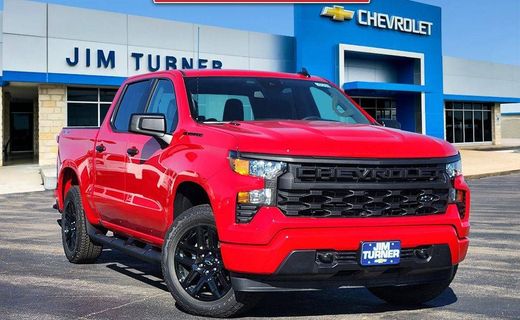 2026 Chevrolet Silverado Custom