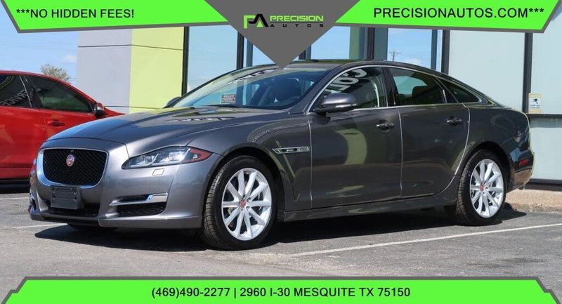 2019 Jaguar XJ — a typically priced live listing